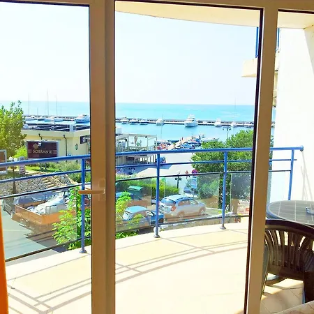 Appartement In Vega Village Sveti Vlas